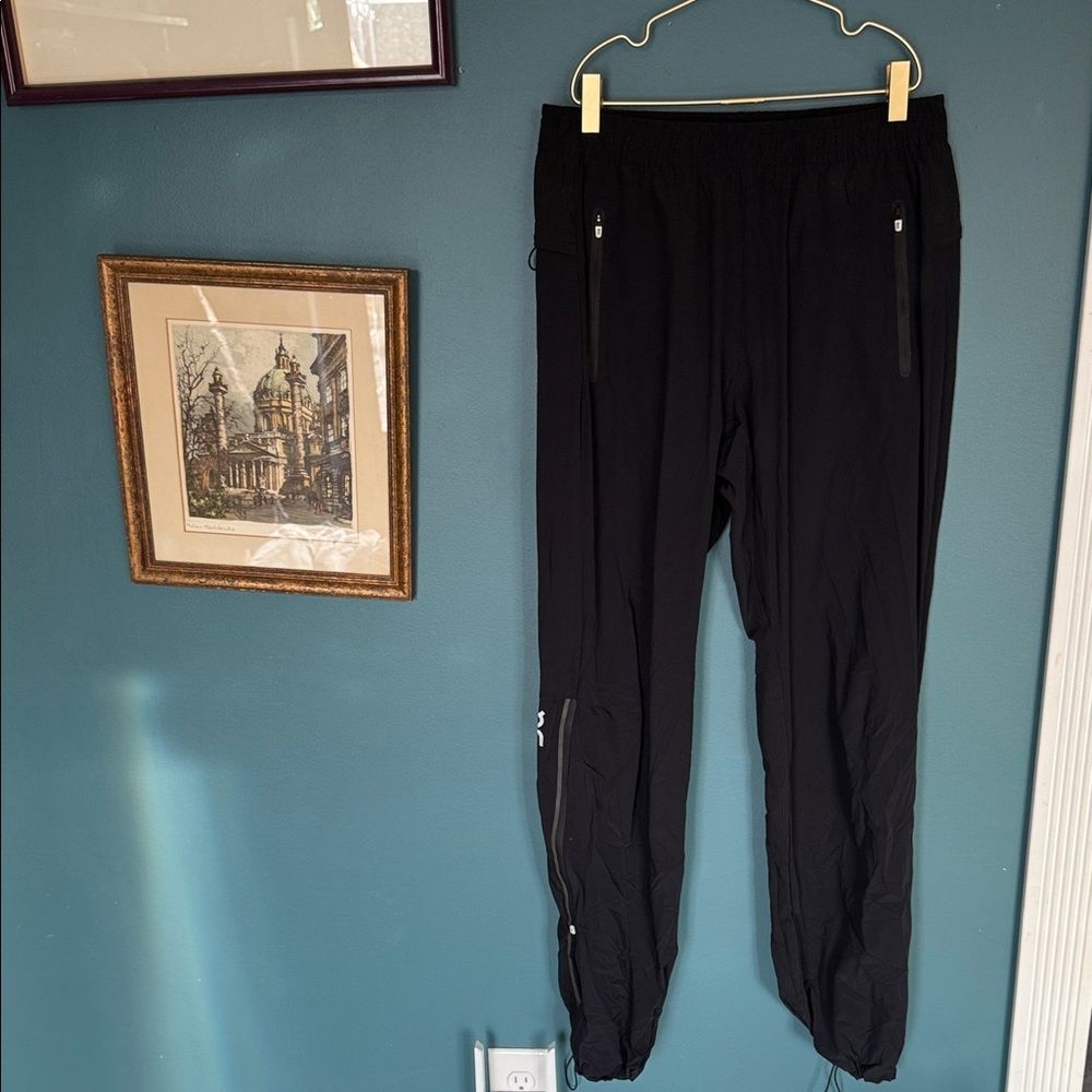 Men’s Black On Cloud Track Pants